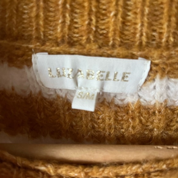 French knit sweater. New. Size small/medium. - Picture 3 of 5